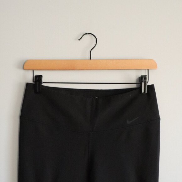 Nike Women's Sz M Black Power Legend Tight Fit High Rise Stretch Pocket Leggings - Picture 3 of 11